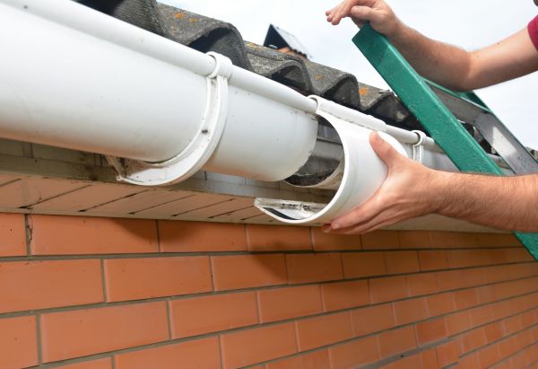 Cost of Gutter Maintenance in Conyers