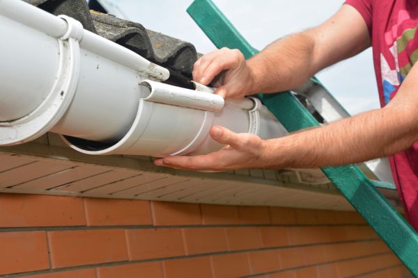 Cost of Large Gutter Repair in Conyers