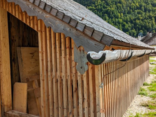 Cost of Wood Gutter Installation in Conyers